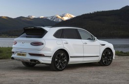 Bentley Bentayga Speed  rear threequarters